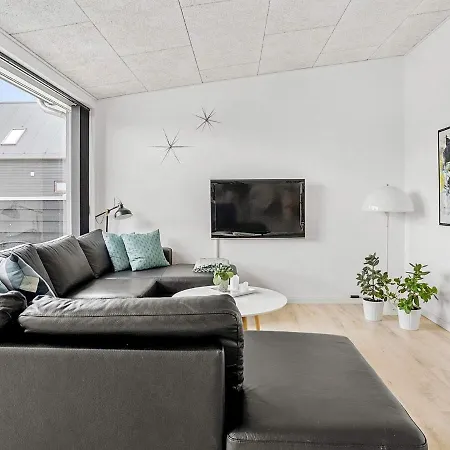 Feriehus 6 Person Holiday In R M